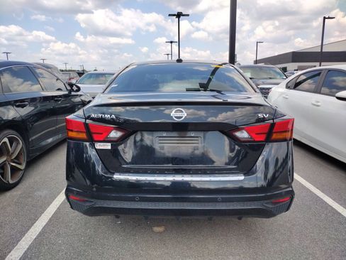 Used 2022 Nissan Altima 2.5 SV FWD image 5