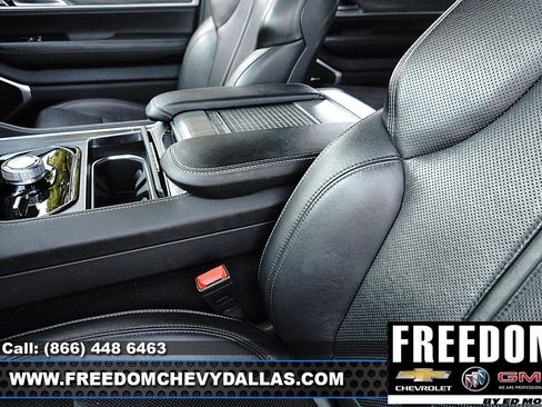 Used 2024 Jeep Wagoneer Series II w/ Flexible Seating Group AWD/4WD image 30