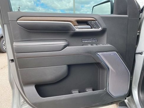 Used 2024 Chevrolet Silverado 1500 High Country w/ Technology Package AWD/4WD image 23