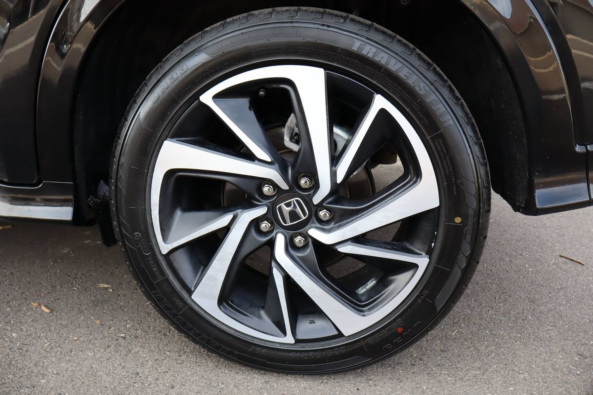 Used 2019 Honda HR-V Sport image 41