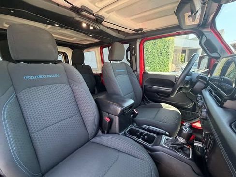 Used 2024 Jeep Wrangler Unlimited Rubicon 4xe AWD/4WD image 27