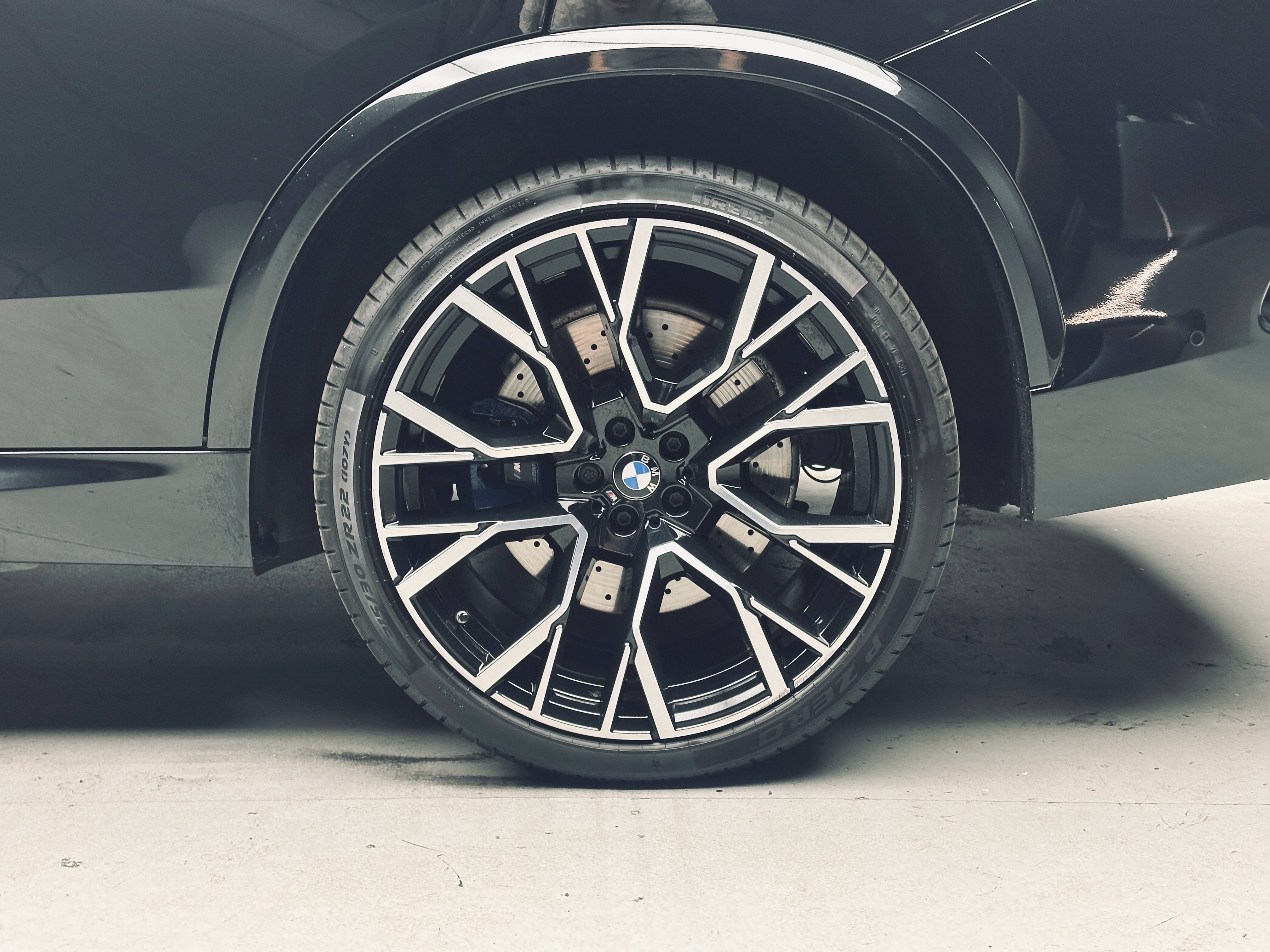Used 2022 BMW X5 M w/ Competition Package AWD/4WD image 34