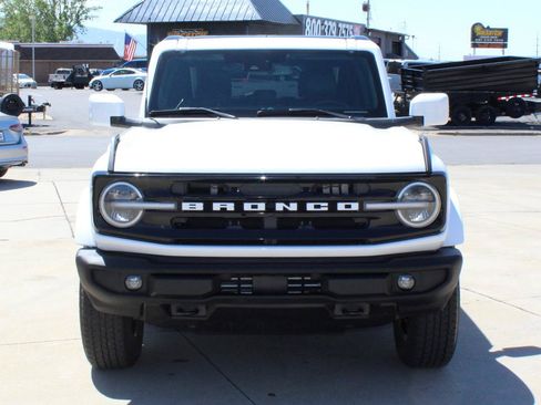 Used 2025 Ford Bronco Outer Banks AWD/4WD image 3