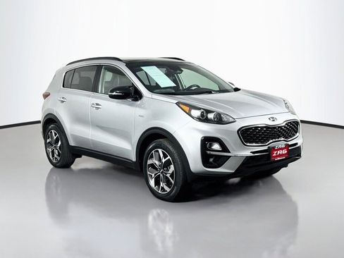 Used 2022 Kia Sportage EX AWD/4WD image 7