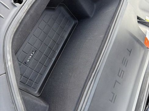 Used 2017 Tesla Model S 75 image 28