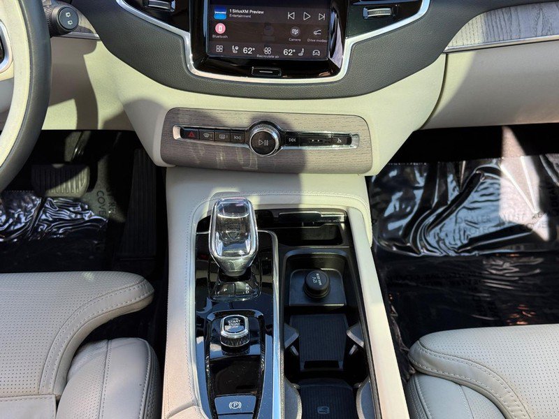 Certified 2024 Volvo XC90 T8 Ultimate AWD/4WD image 15