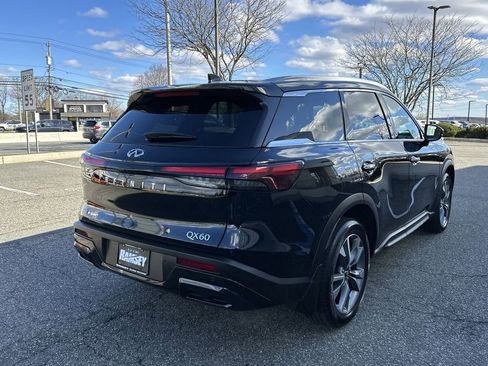 Certified 2025 INFINITI QX60 Luxe image 8