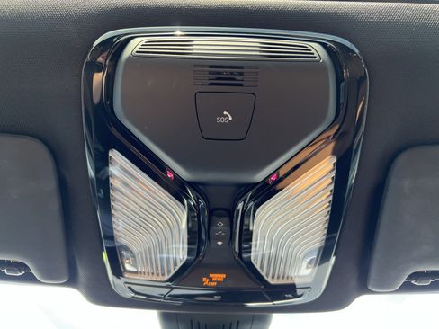 Used 2024 BMW i4 eDrive35 w/ Premium Package image 28