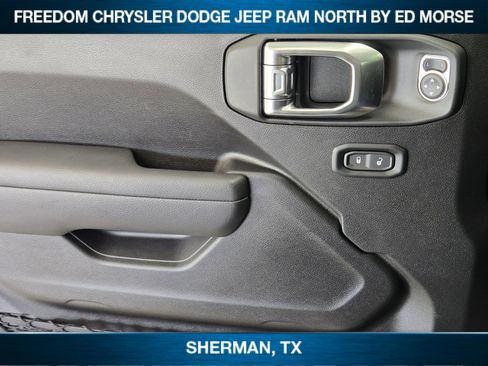 New 2025 Jeep Gladiator Willys image 19