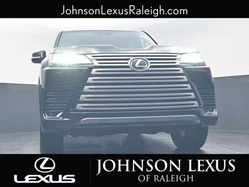 New 2026 Lexus LX 600 4WD w/ Accessory Package (2T) image 17