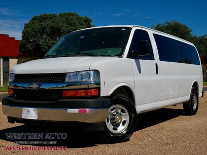 Used 2019 Chevrolet Express 3500 LT w/ LT Preferred Equipment Group