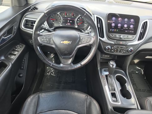 Certified 2020 Chevrolet Equinox LT w/ Midnight Edition FWD image 10