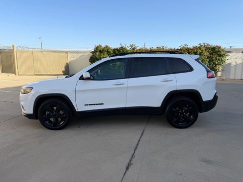 Used 2020 Jeep Cherokee Latitude Plus FWD image 8