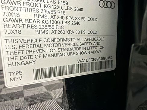 Certified 2025 Audi Q3 2.0T Premium w/ Convenience Package AWD/4WD image 20