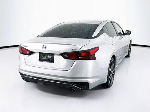 Used 2019 Nissan Altima 2.5 SR w/ SR Premium Package image 9