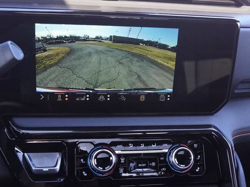 New 2026 GMC Sierra 2500 AT4 w/ AT4 Premium Plus Package image 25