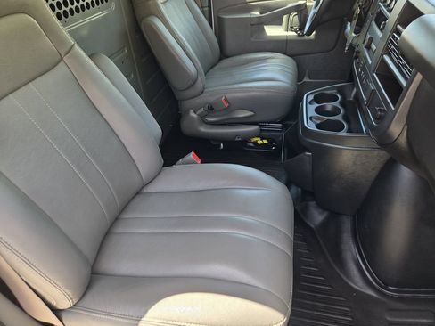 Used 2025 Chevrolet Express 2500 w/ Driver Convenience Package RWD image 14