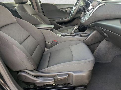 Used 2024 Chevrolet Malibu LT image 21