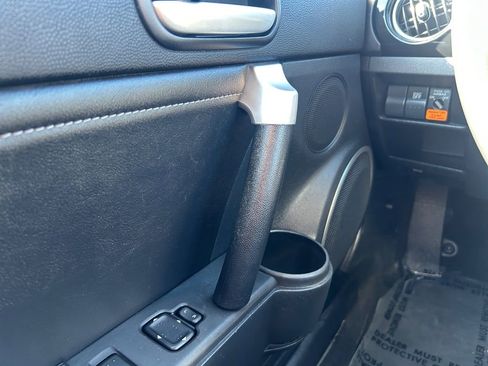 Used 2008 MAZDA MX-5 Miata Grand Touring w/ Premium Pkg image 18