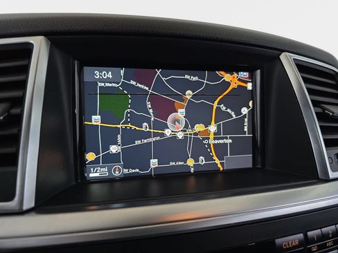Used 2015 Mercedes-Benz ML 350 4MATIC image 25