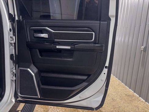 Used 2019 RAM 2500 Laramie image 30