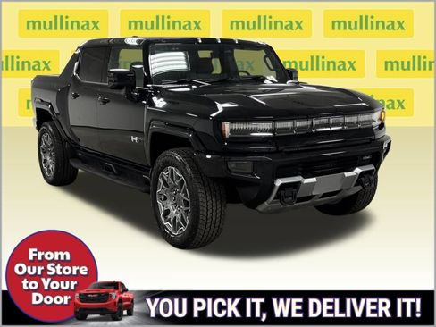 New 2026 GMC Hummer EV 4x4 Crew Cab image 2