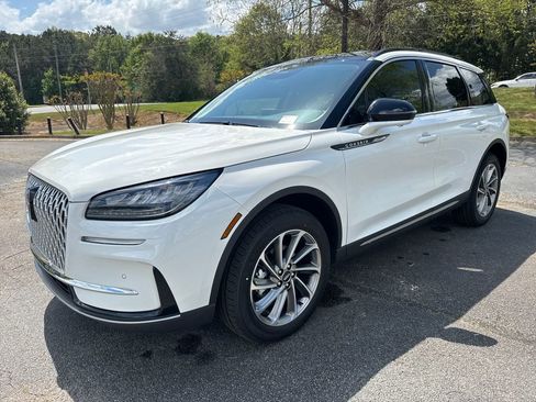 New 2026 Lincoln Corsair Premiere image 9