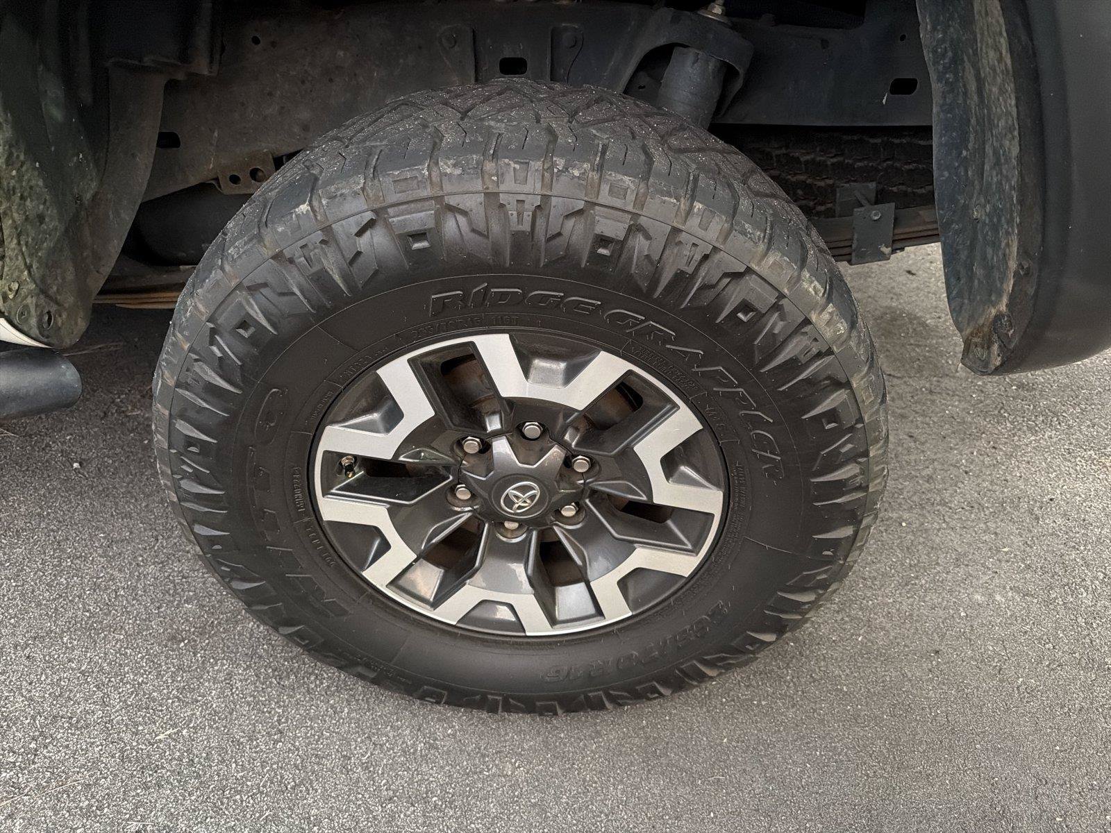 Used 2020 Toyota Tacoma 4x4 Double Cab image 7