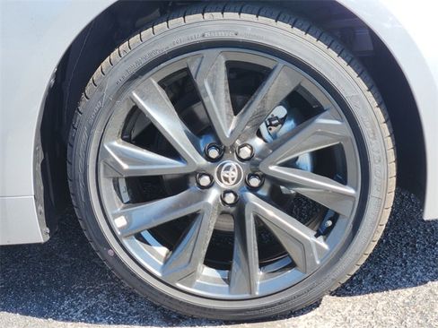 Certified 2025 Toyota Corolla SE image 7