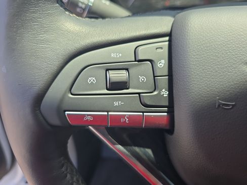 Used 2021 Cadillac XT6 Premium Luxury FWD image 18