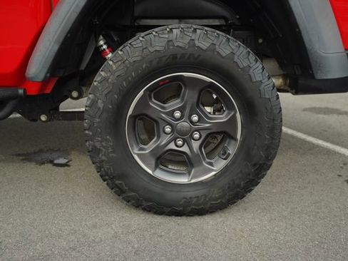 Used 2021 Jeep Gladiator Rubicon w/ LED Lighting Group image 41