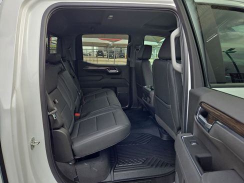 Used 2026 Chevrolet Silverado 1500 LT Trail Boss w/ Convenience Package II image 26