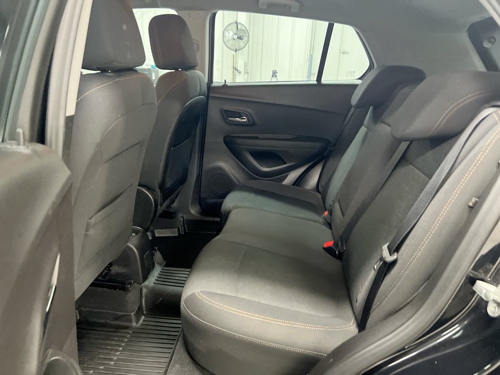 Used 2019 Chevrolet Trax LS FWD image 22