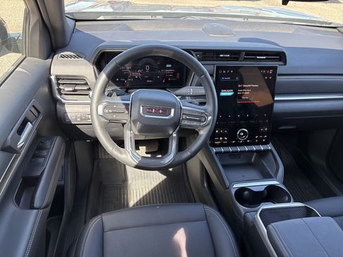 Used 2026 GMC Terrain Elevation w/ Elevation Premium Package AWD/4WD image 18