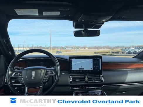 Used 2023 Lincoln Navigator Reserve AWD/4WD image 20