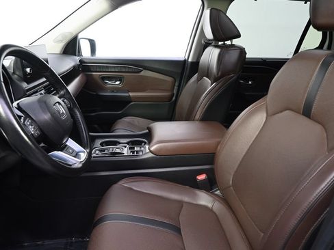 Used 2024 Honda Pilot Elite image 12