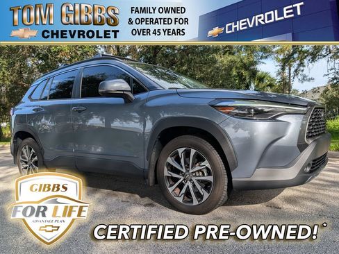 Used 2022 Toyota Corolla Cross XLE w/ Convenience Package AWD/4WD image 1