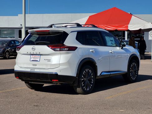 New 2026 Nissan Rogue Platinum w/ Platinum Premium Package image 5