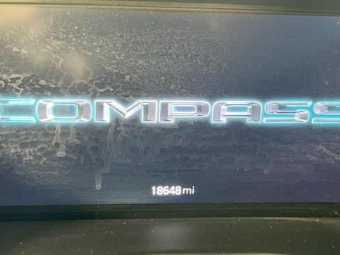 Used 2022 Jeep Compass High Altitude AWD/4WD image 12
