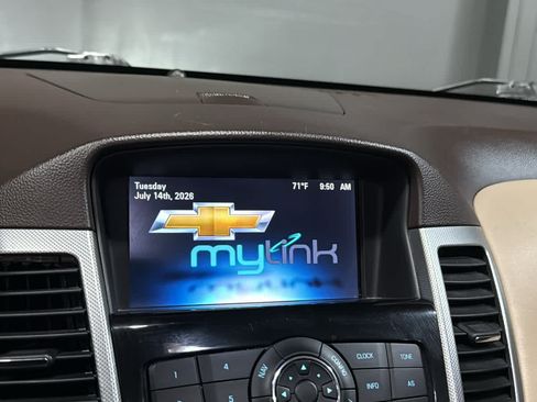 Used 2013 Chevrolet Cruze LTZ w/ Enhanced Safety Package FWD image 15