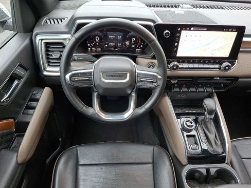 Used 2023 GMC Canyon Denali AWD/4WD image 11
