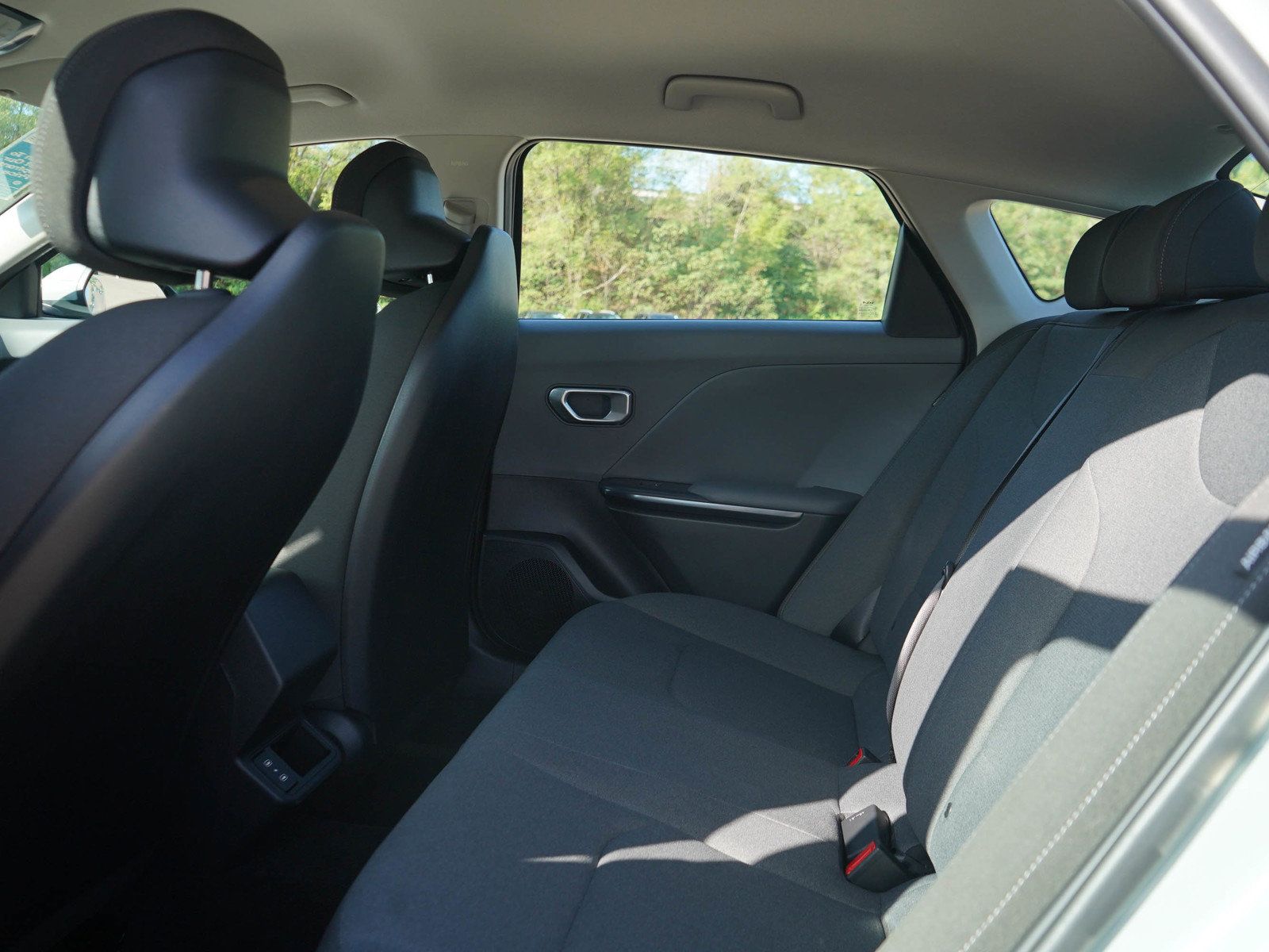 Used 2025 Kia K4 FWD image 12