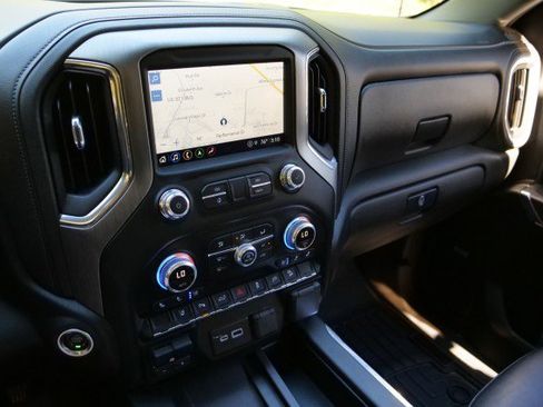 Used 2022 GMC Sierra 2500 Denali image 11