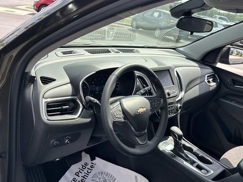 Certified 2024 Chevrolet Equinox LT FWD image 9