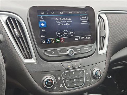 Used 2024 Chevrolet Malibu LT FWD image 20