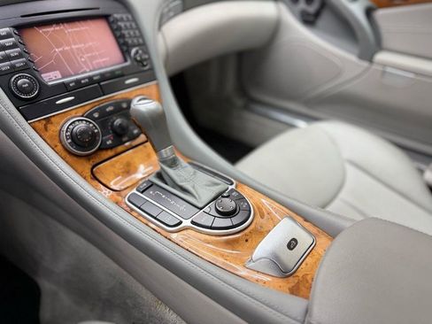 Used 2007 Mercedes-Benz SL 550 image 20