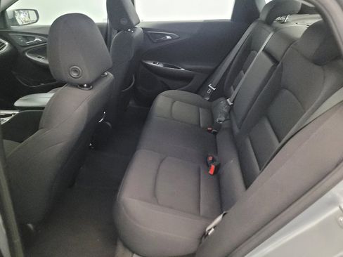 Used 2024 Chevrolet Malibu LT FWD image 18
