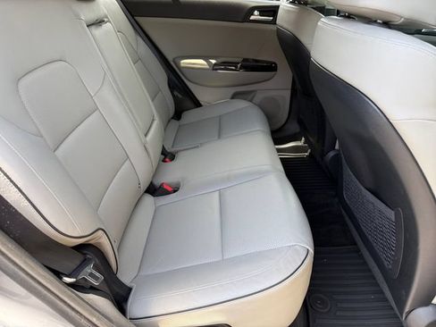 Used 2020 Kia Sportage EX w/ EX Technology Package FWD image 11