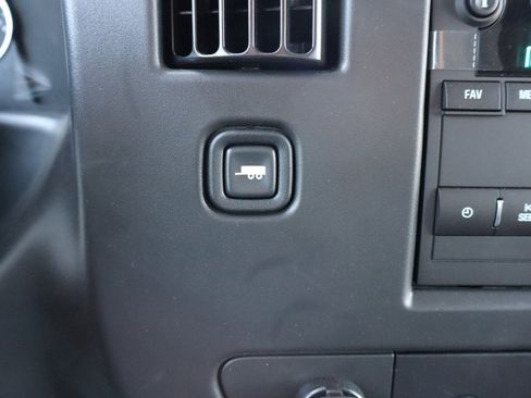 New 2025 Chevrolet Express 2500 Work Van w/ Driver Convenience Package image 15