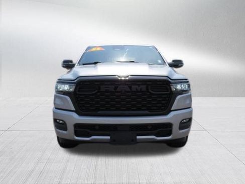 Used 2025 RAM 1500 Big Horn AWD/4WD image 9